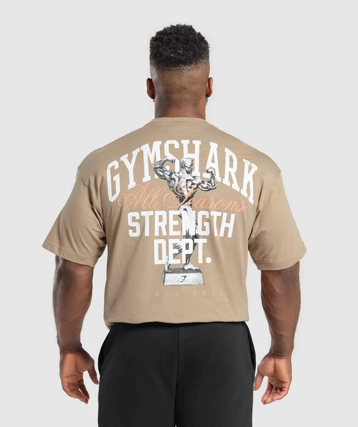 Trophy Graphic T-Shirt — vista alternativa