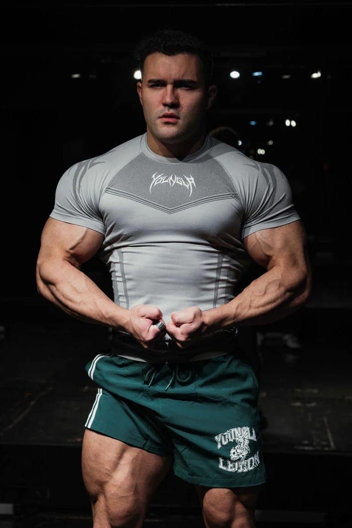 Warrior Compression Tee (Grey) vista 2