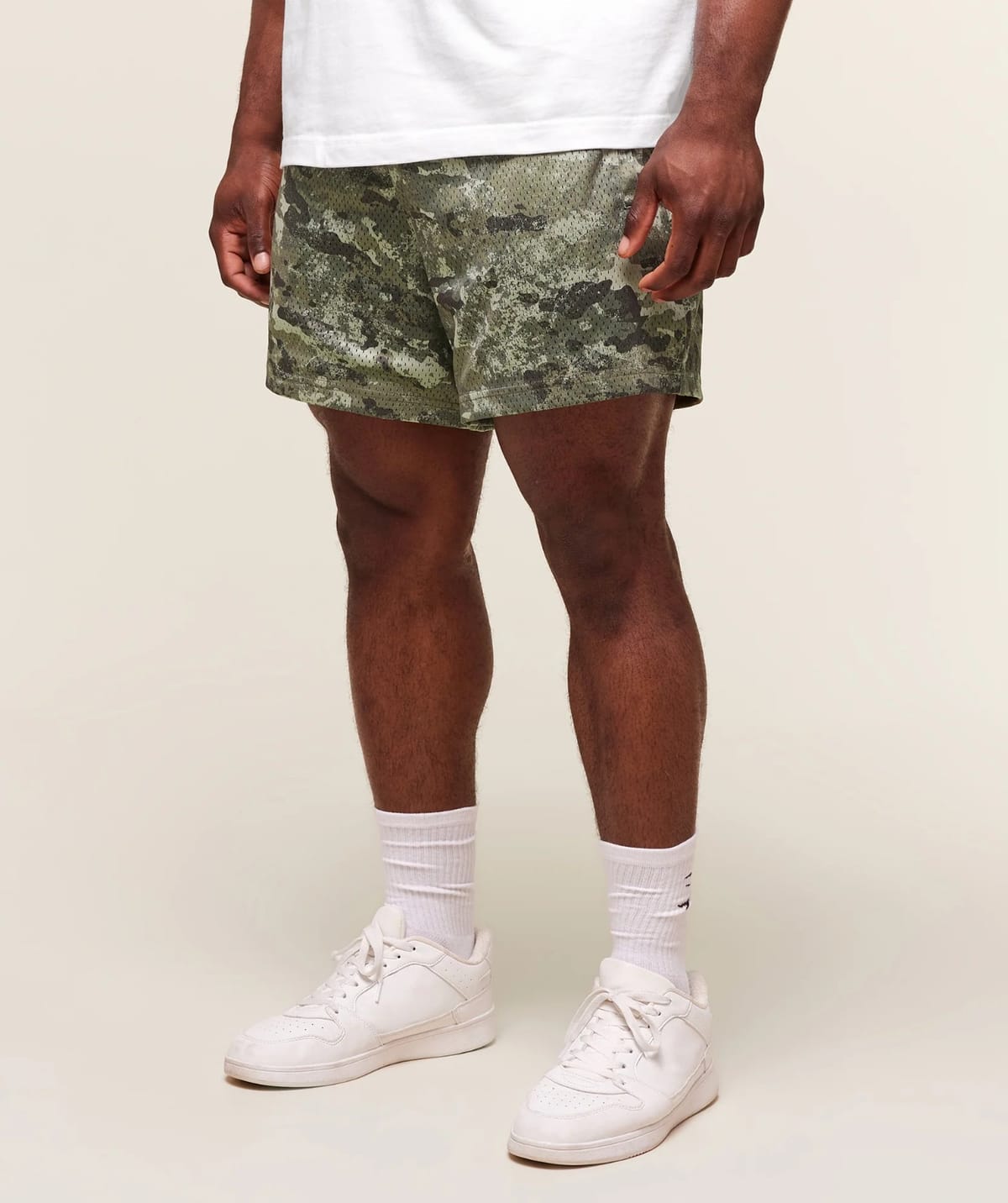 Lifting Mesh 5" Short (Chalk Green) vista 2